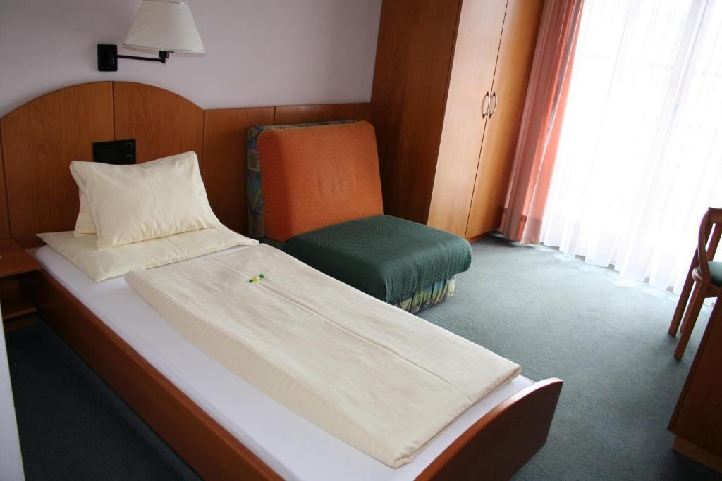 Hotel Edlingerwirt - Sauna & Golfsimulator Inklusive Spittal an der Drau Quarto foto